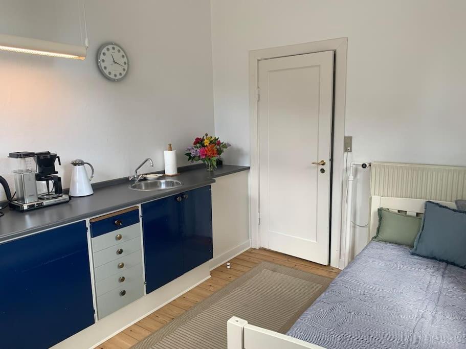 Apartment Vaerelse Ved Nykobing F. *