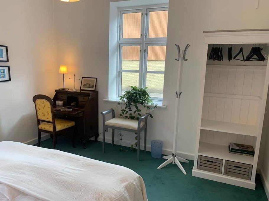 Apartment Vaerelse Ved Nykobing F. Nykobing Falster
